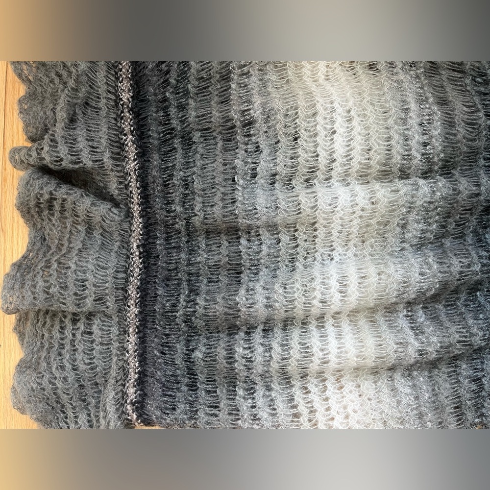 Missoni Wool Blend Scarf Gray White Designer Luxury Made in Italy
